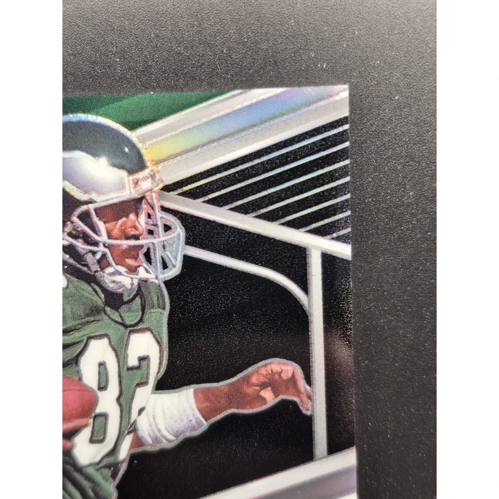 2024 Panini Spectra Mike Quick #SIG-MQK‎ Silver Prizm Autograph /199 (AU) Eagles